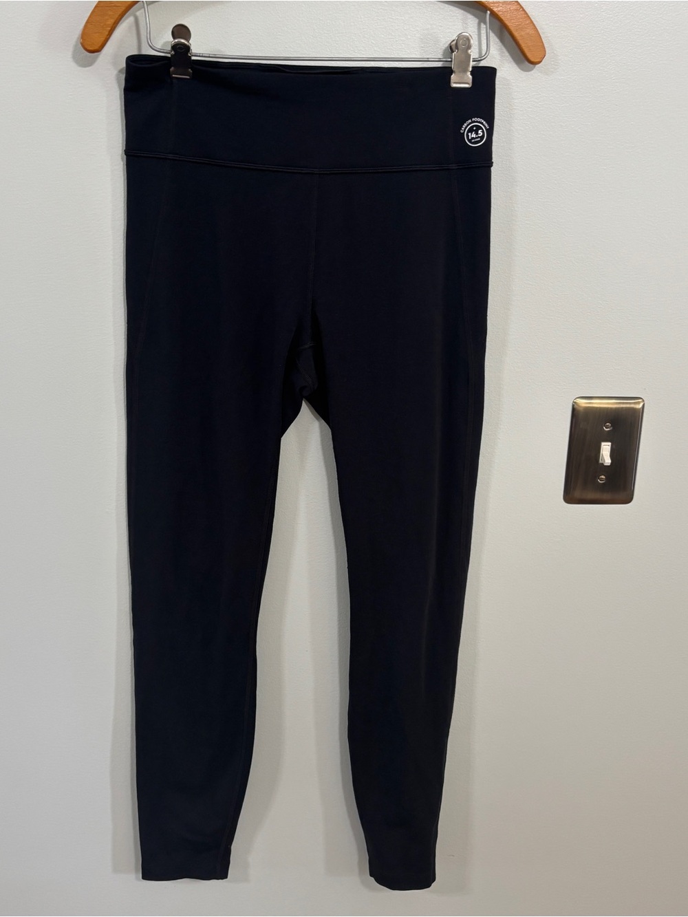 Allbirds natural leggings black medium